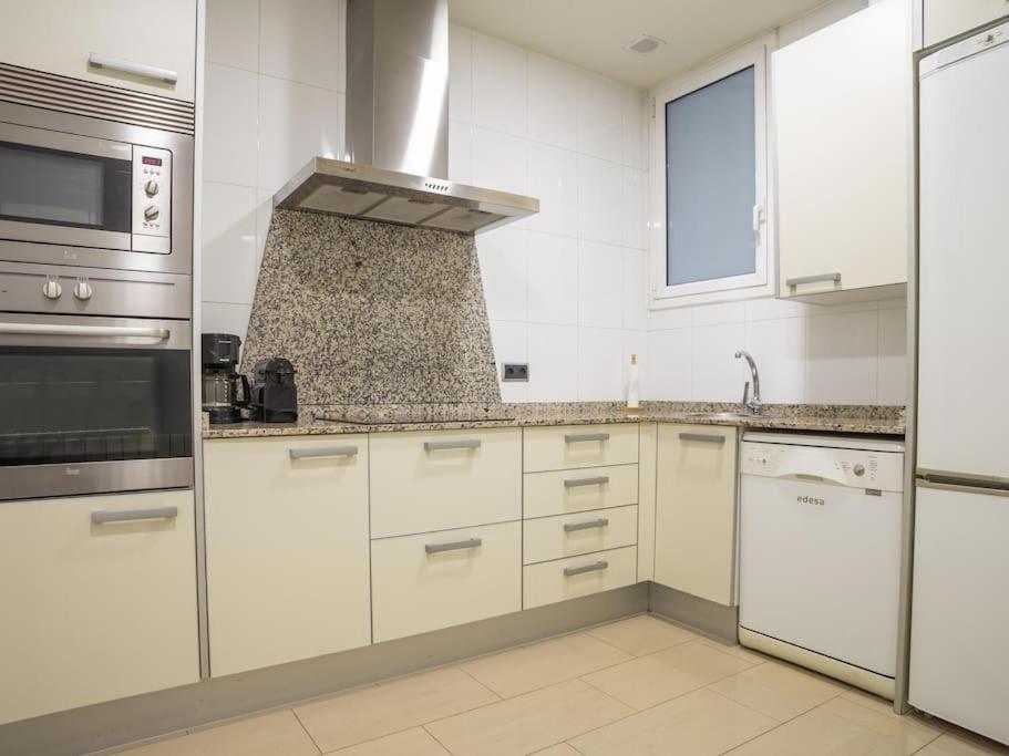 ¡Apartamento En El Centro De Barcelona! 외부 사진